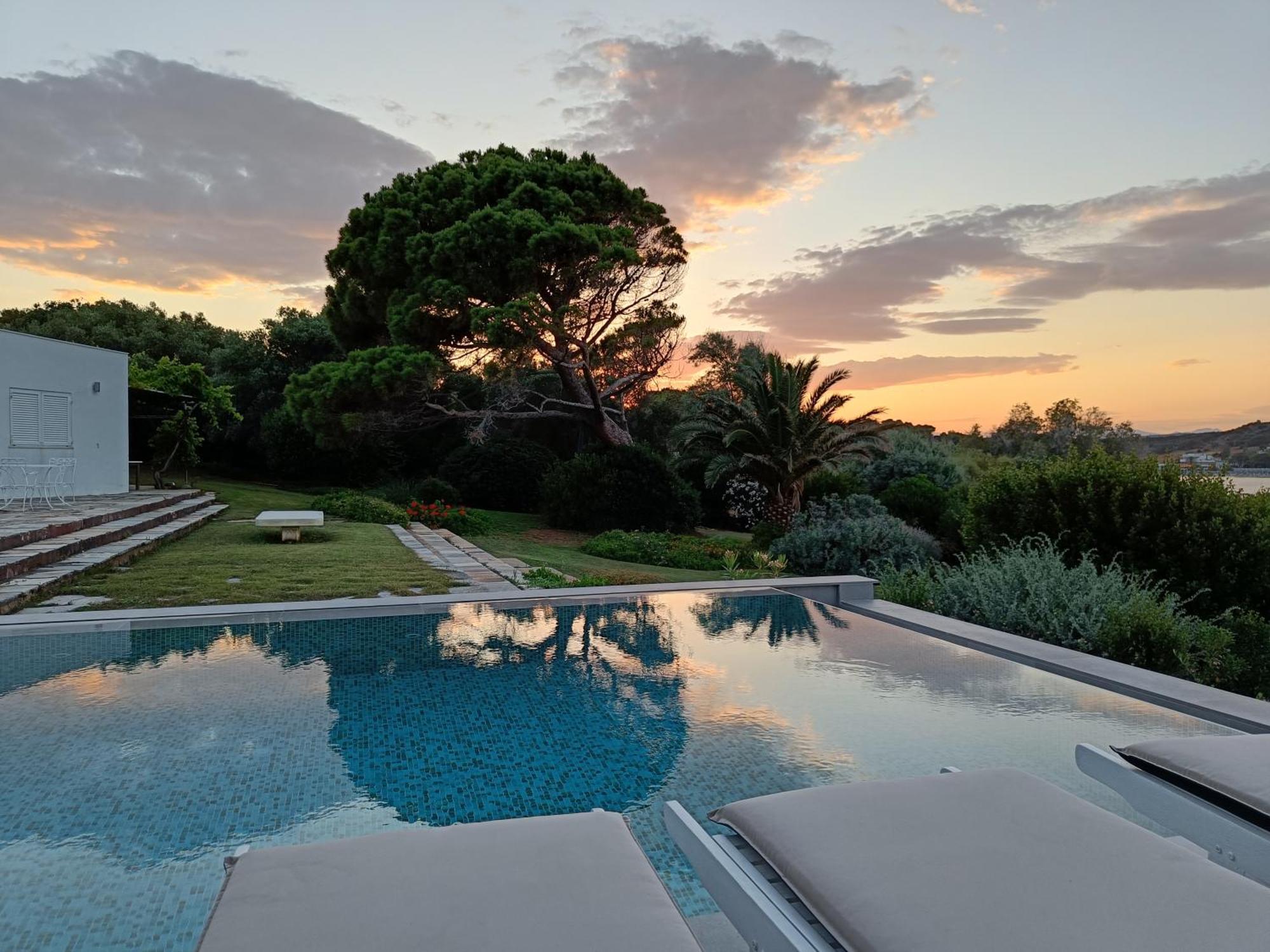 Summer Villa In ปอร์โตราฟตี ภายนอก รูปภาพ